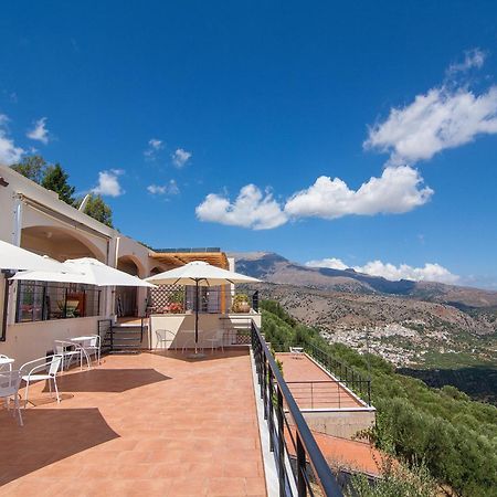 Villa Dio Petres Kroustas Экстерьер фото