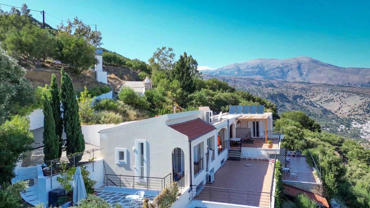 Villa Dio Petres Kroustas Экстерьер фото