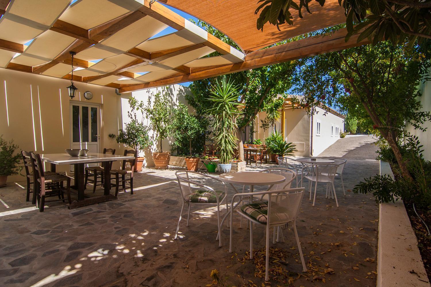 Villa Dio Petres Kroustas Экстерьер фото