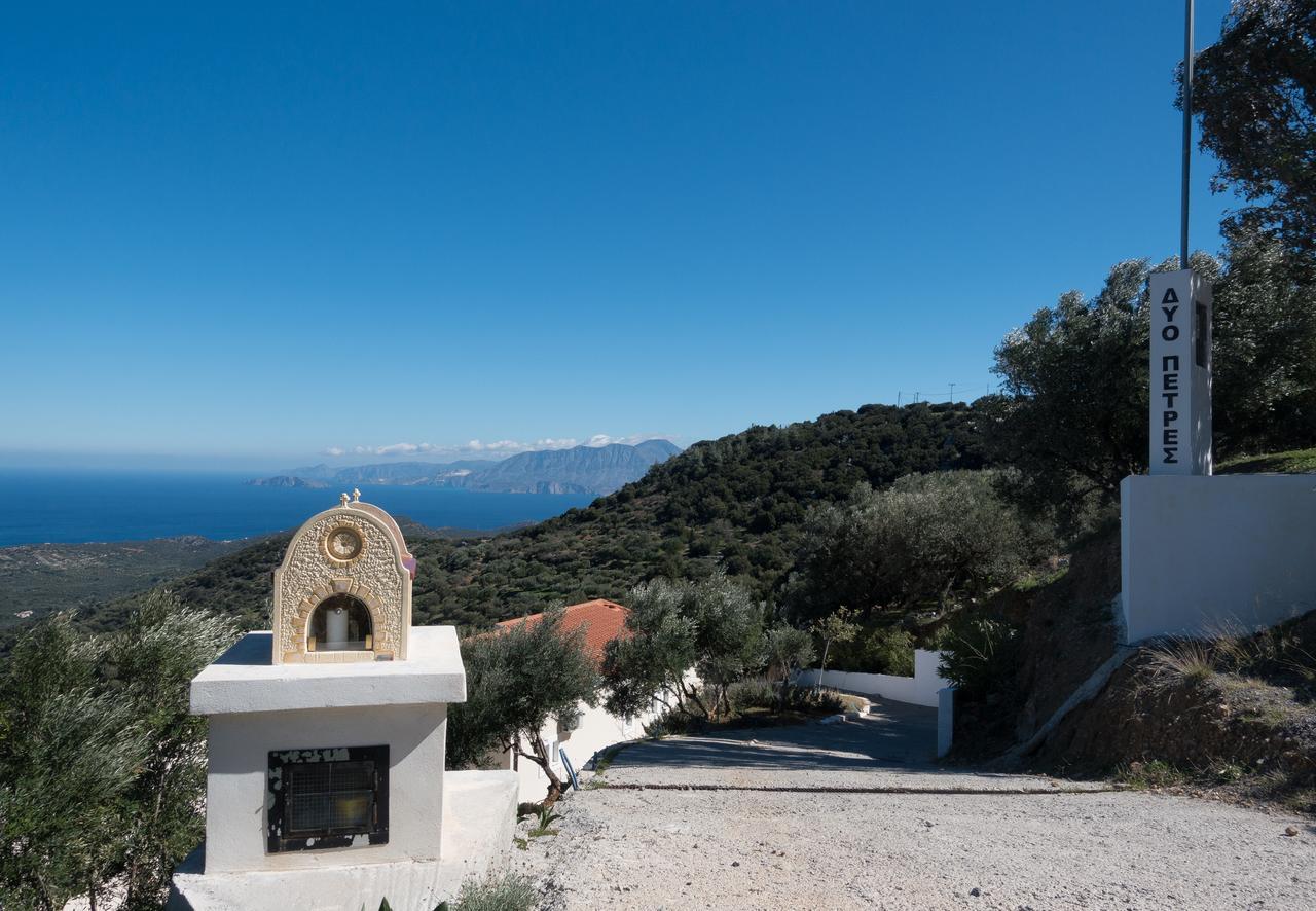 Villa Dio Petres Kroustas Экстерьер фото