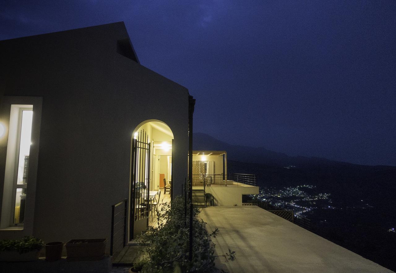 Villa Dio Petres Kroustas Экстерьер фото