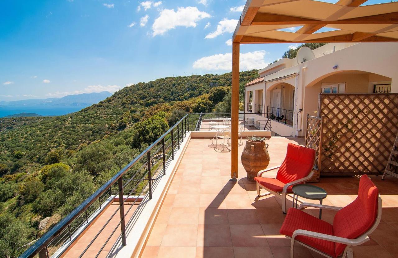 Villa Dio Petres Kroustas Экстерьер фото
