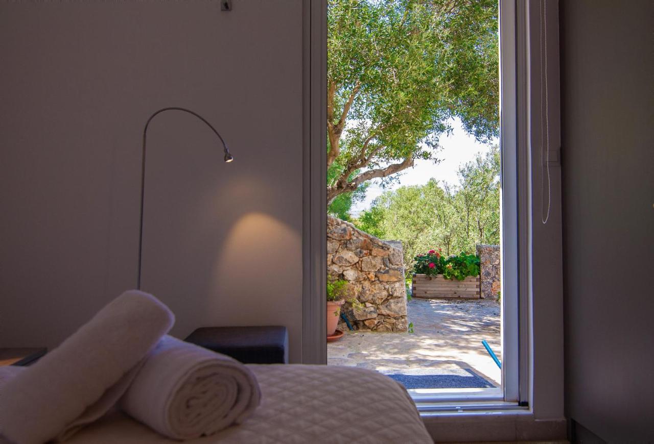 Villa Dio Petres Kroustas Экстерьер фото